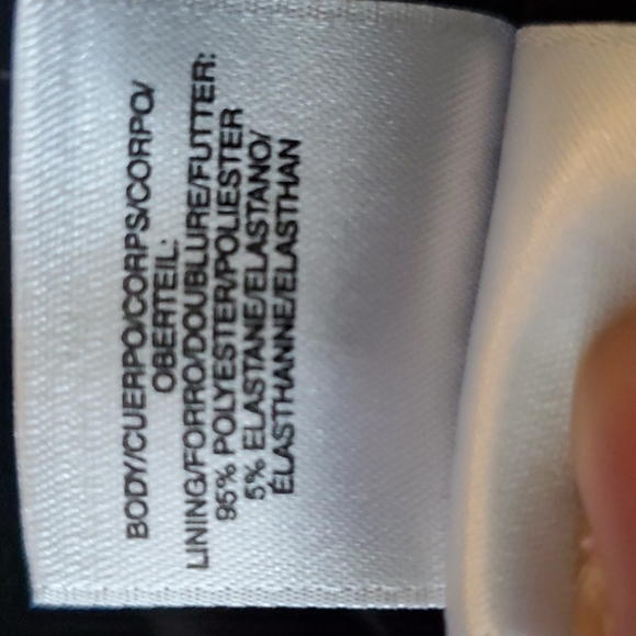 Anne Klein - Picture 8 of 8